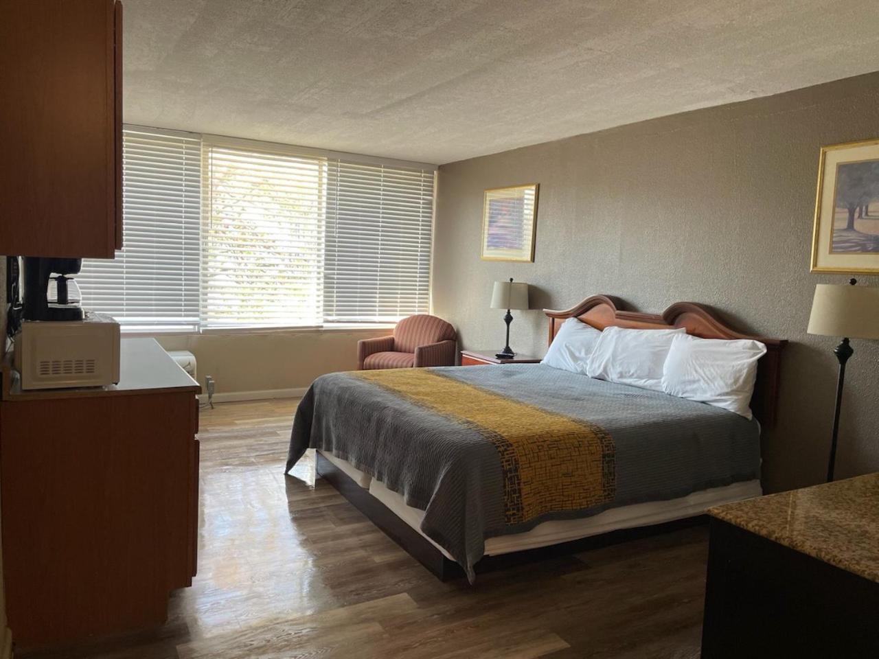Apm Inn & Suites Martinsburg Luaran gambar